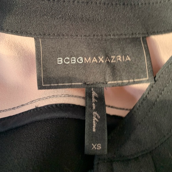 BCBG Max Azria Contrast Sleeve Zip Jacket - Picture 7 of 9